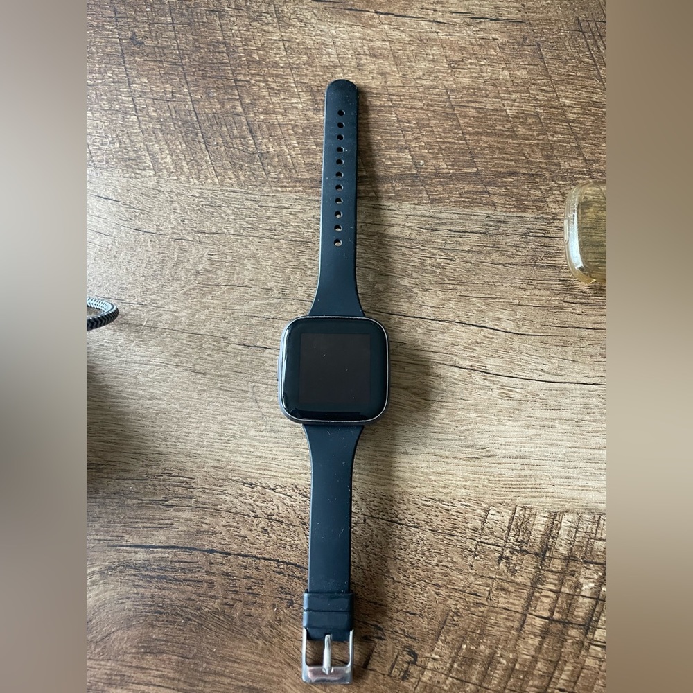 Fitbit Versa 2 bundle